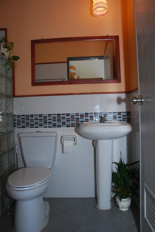 ホテル Bann Pin Kaew チェンライ 部屋 写真